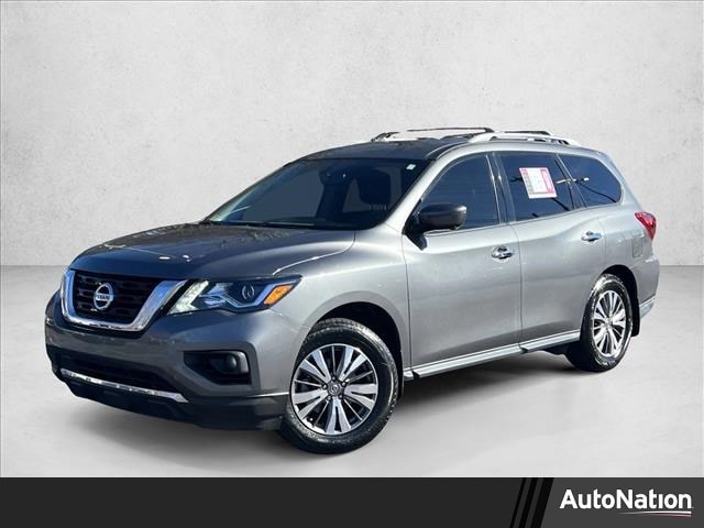 2020 Nissan Pathfinder SL's photo