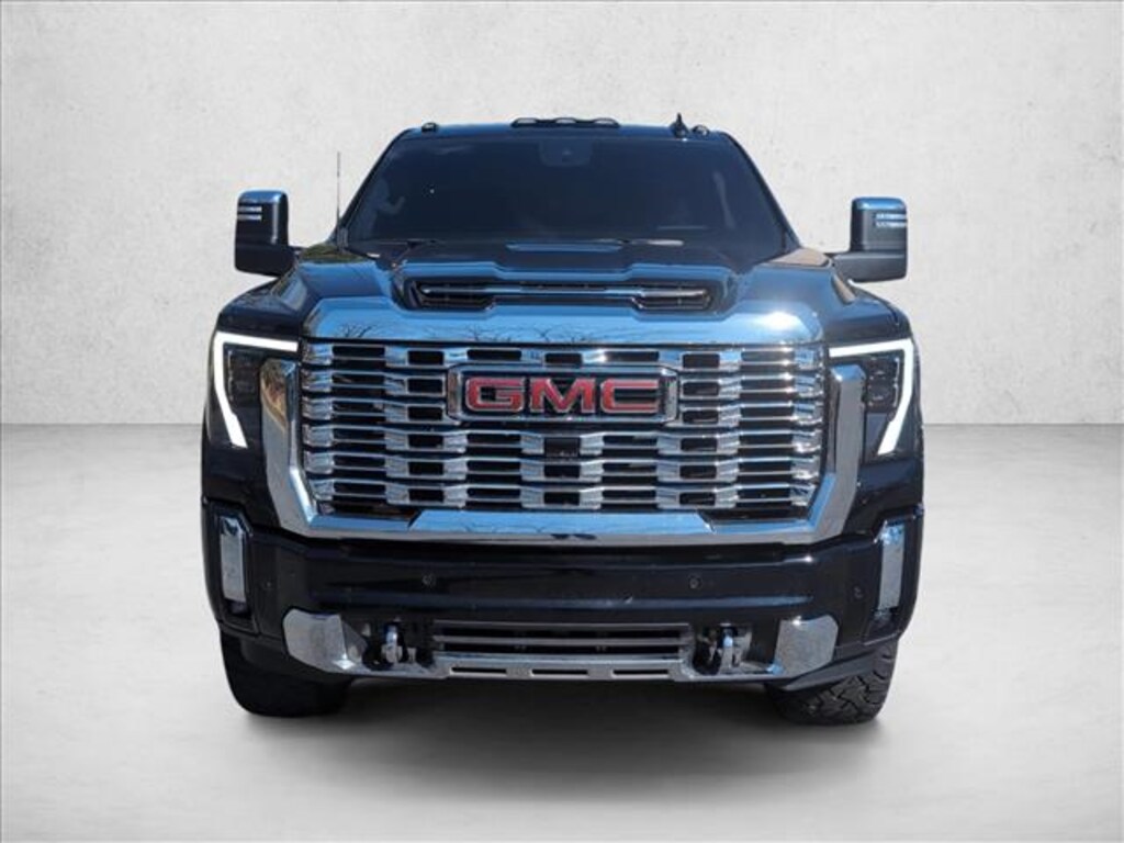 Used 2025 GMC Sierra 2500HD Denali Crew Cab Pickup
