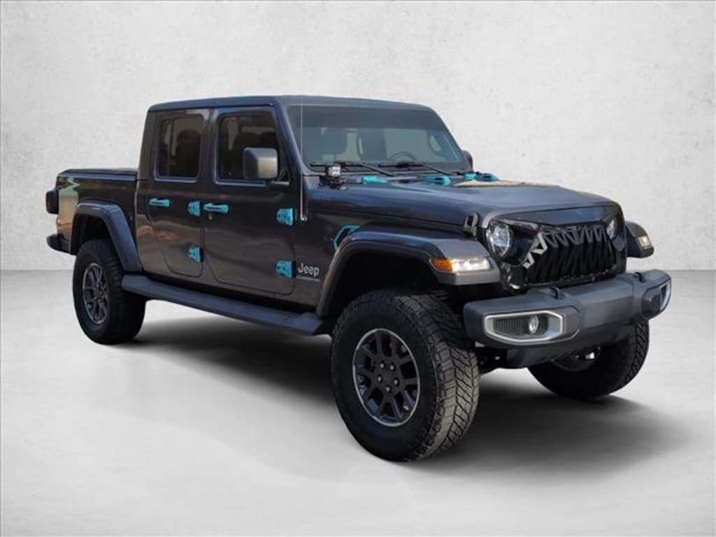 Used 2020 Jeep Gladiator Overland Crew Cab Pickup
