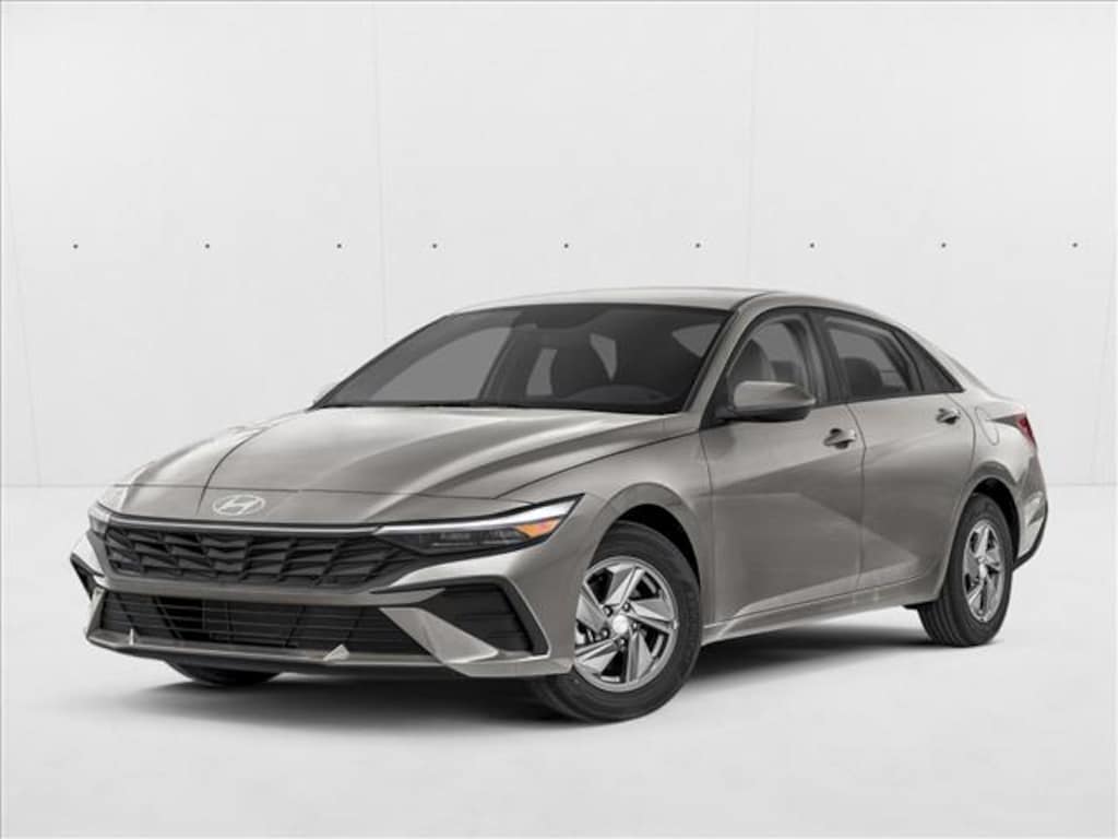 Used 2025 Hyundai Elantra SE 4dr Car