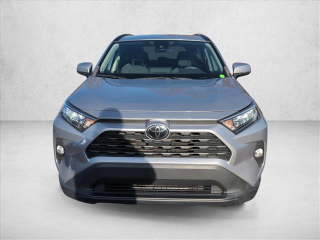 2021 Toyota RAV4 XLE photo 2