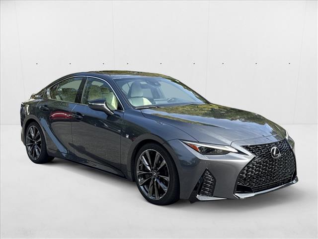 2021 Lexus IS 350 F SPORT photo 3