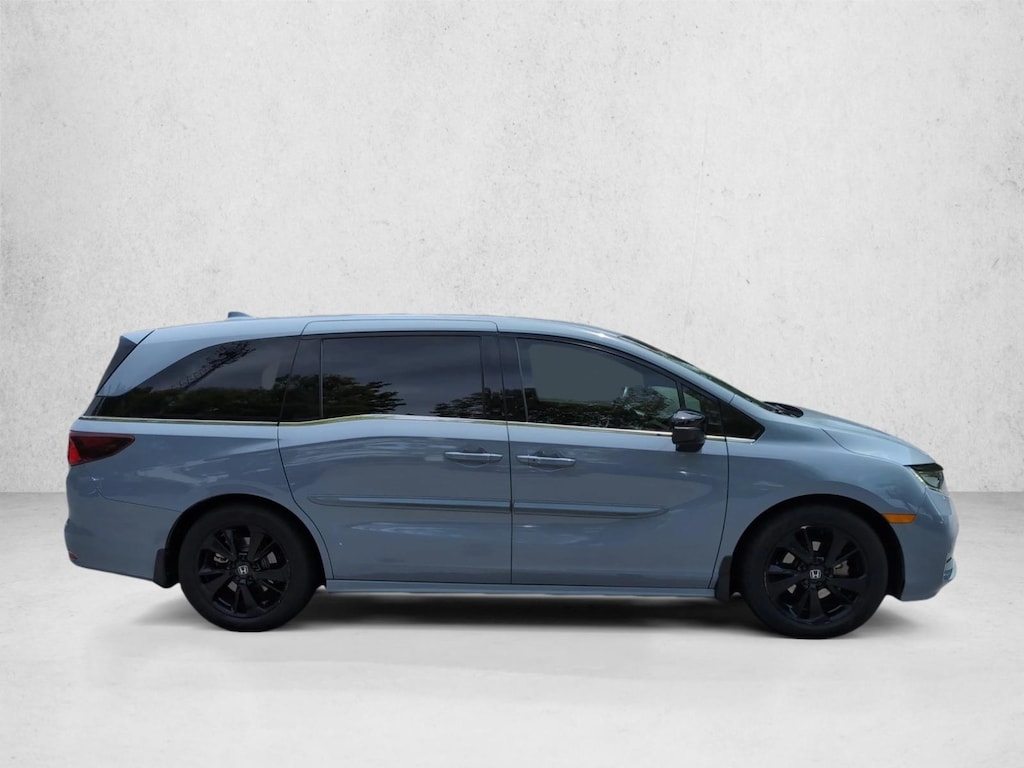 Used 2023 Honda Odyssey Sport Mini-van Passenger