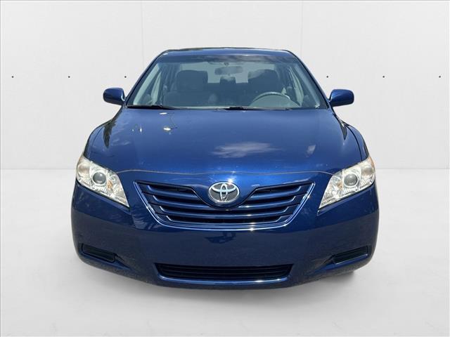 2009 Toyota Camry LE photo 2