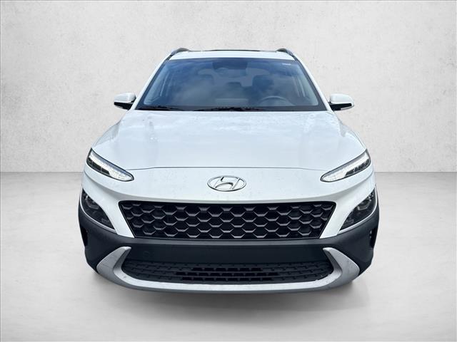 2022 Hyundai Kona SEL photo 2
