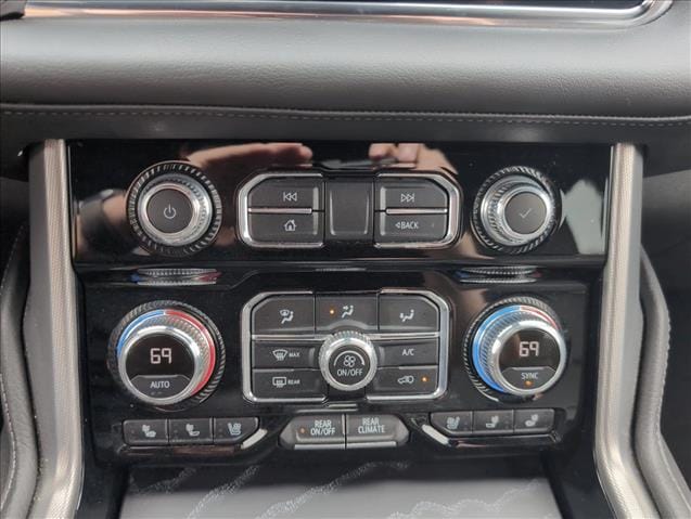 2023 GMC Yukon Denali - Photo 14