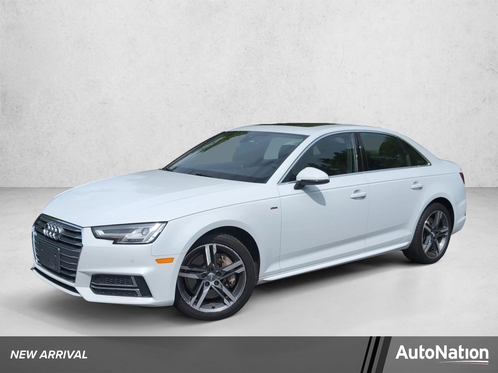 2017 Audi A4 2.0T quattro S tronic Premium Plus's photo
