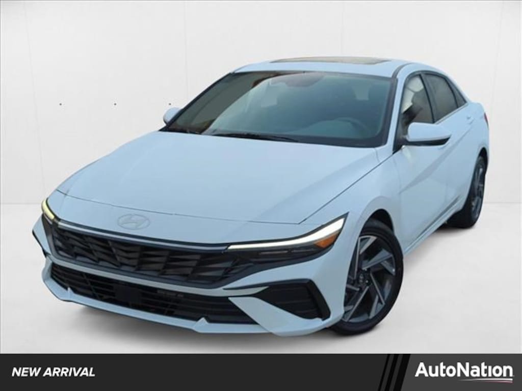 Certified 2025 Hyundai Elantra SEL Convenience 4dr Car