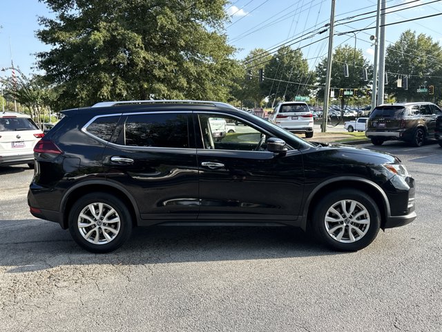 2020 Nissan Rogue SV photo 4