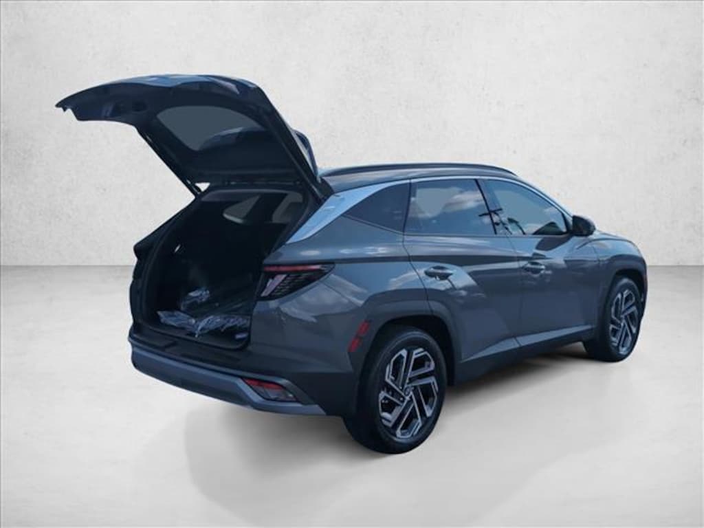 New 2026 Hyundai Tucson Limited FWD Sport Utility