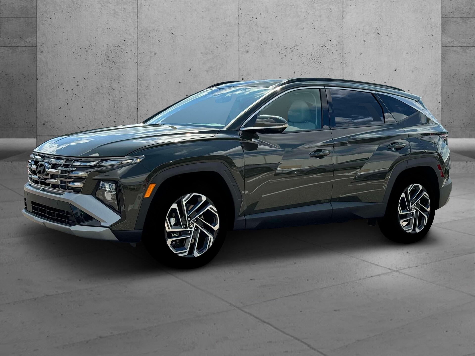 2025 Hyundai Tucson Limited photo 2