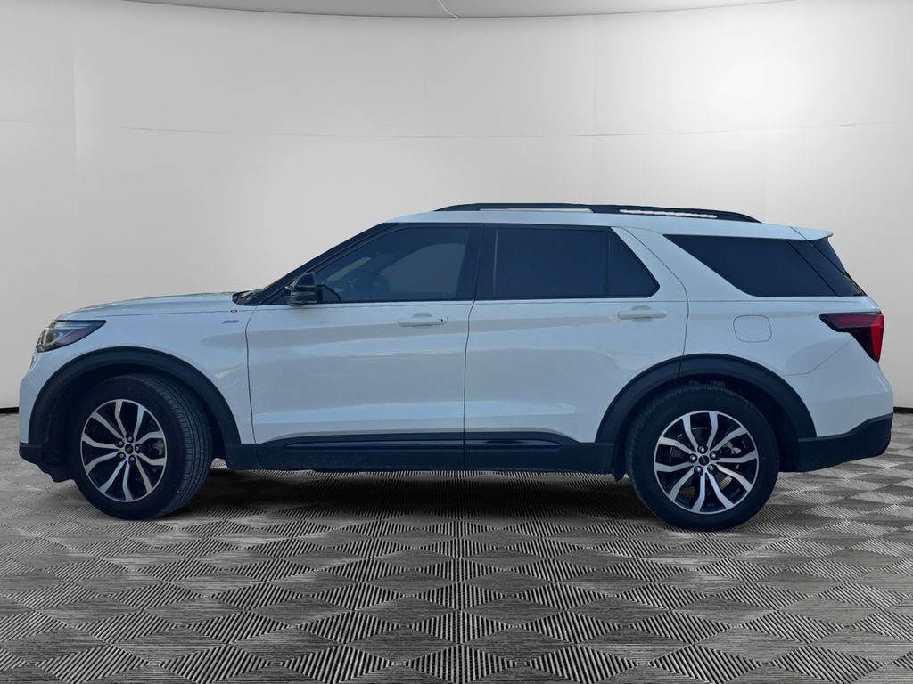 Used 2025 Ford Explorer ST-Line SUV