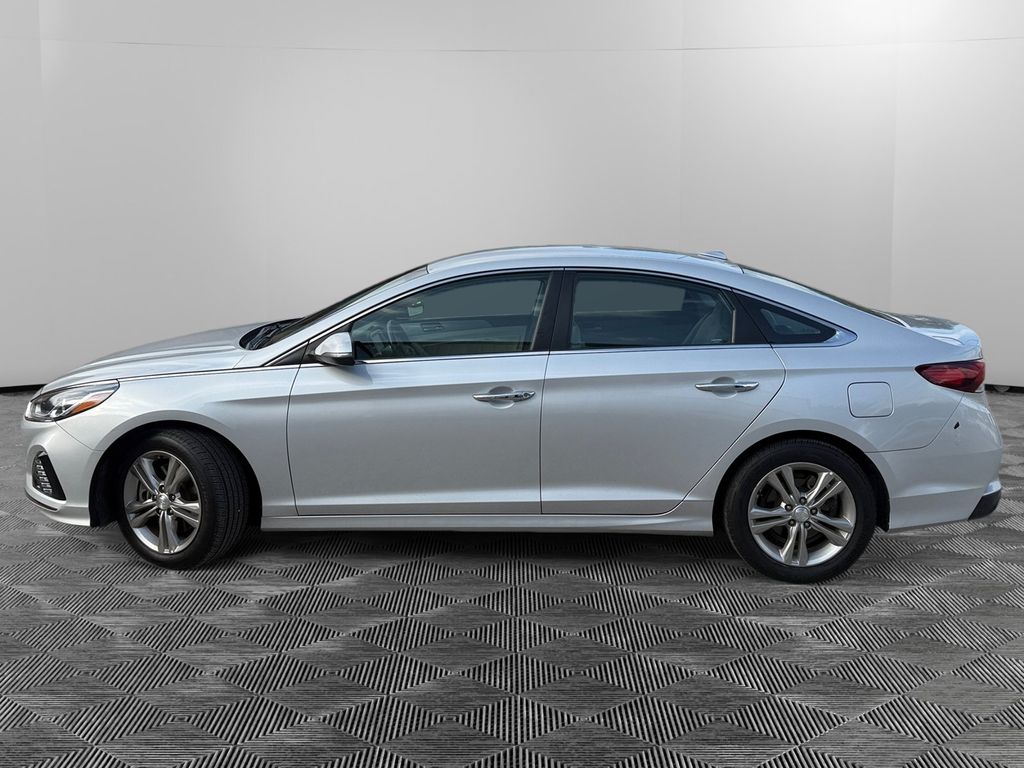 Used 2019 Hyundai Sonata SEL with VIN 5NPE34AF9KH759050 for sale in New Braunfels, TX