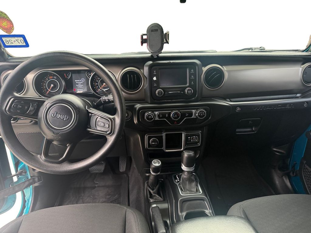 Photo 10