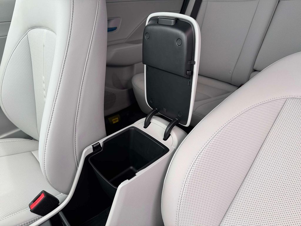 2026 Hyundai Kona Limited - Photo 19