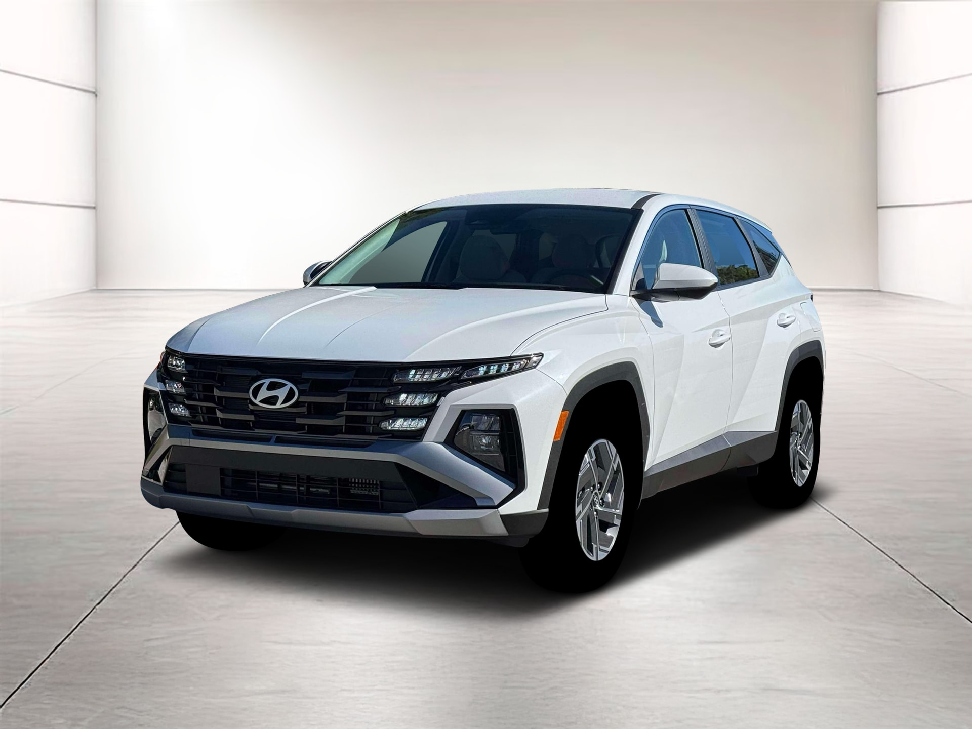 2026 Hyundai Tucson Blue SE's photo