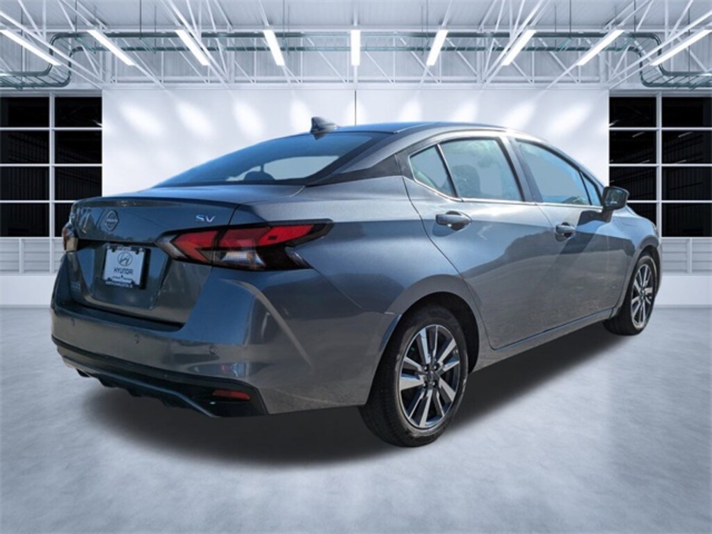 Used 2023 Nissan Versa 1.6 SV Sedan