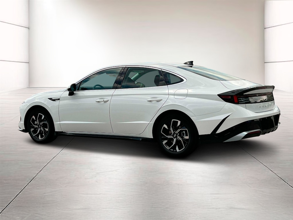 New 2025 Hyundai Sonata SEL Sedan