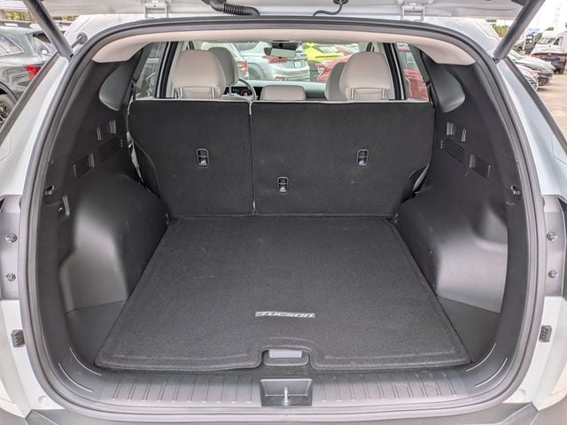 2025 Hyundai Tucson SEL - Photo 13