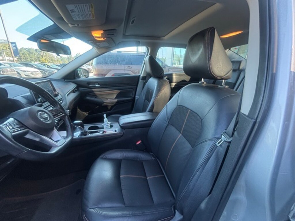 Used 2021 Nissan Altima 2.5 SR Sedan