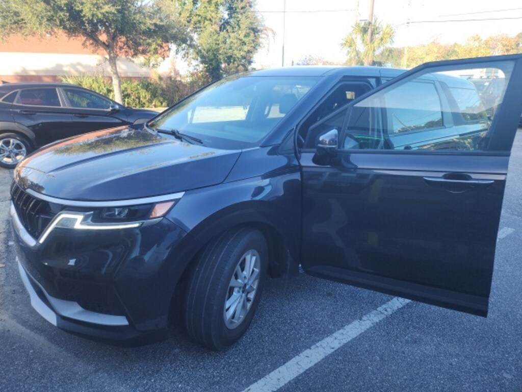 Used 2023 Kia Carnival LX Seat Package MPV