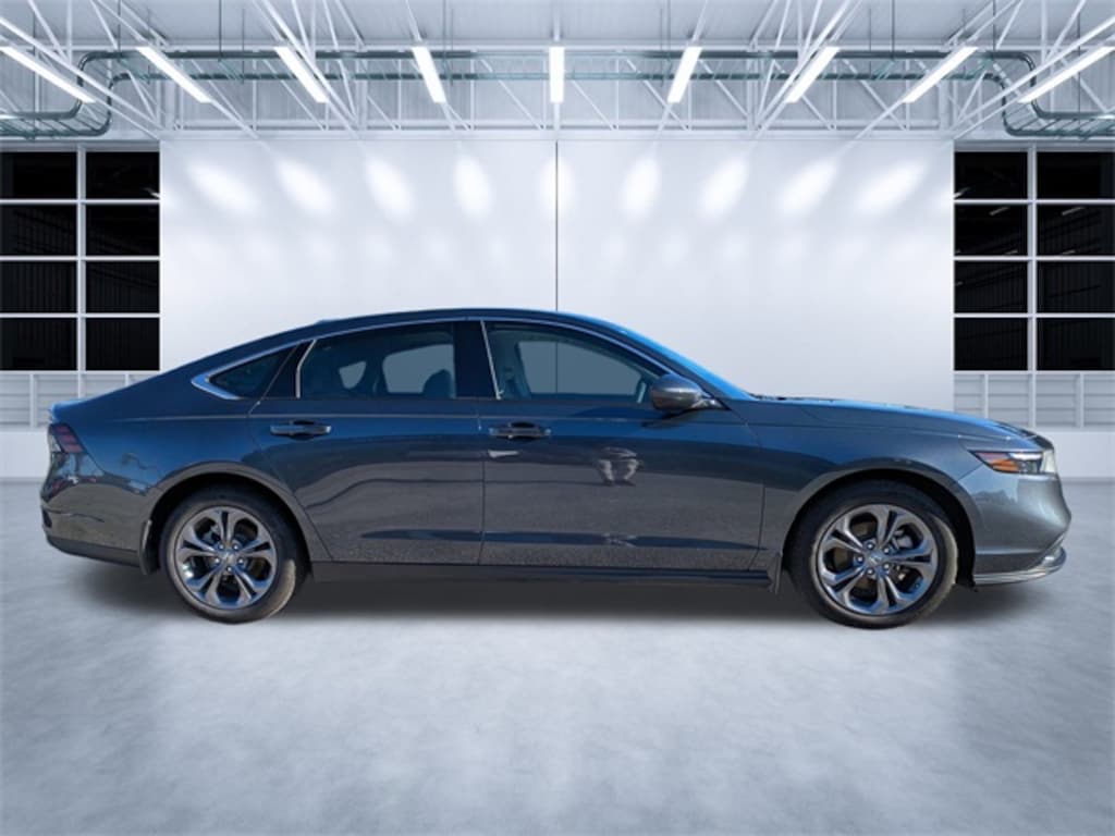 Used 2024 Honda Accord EX Sedan
