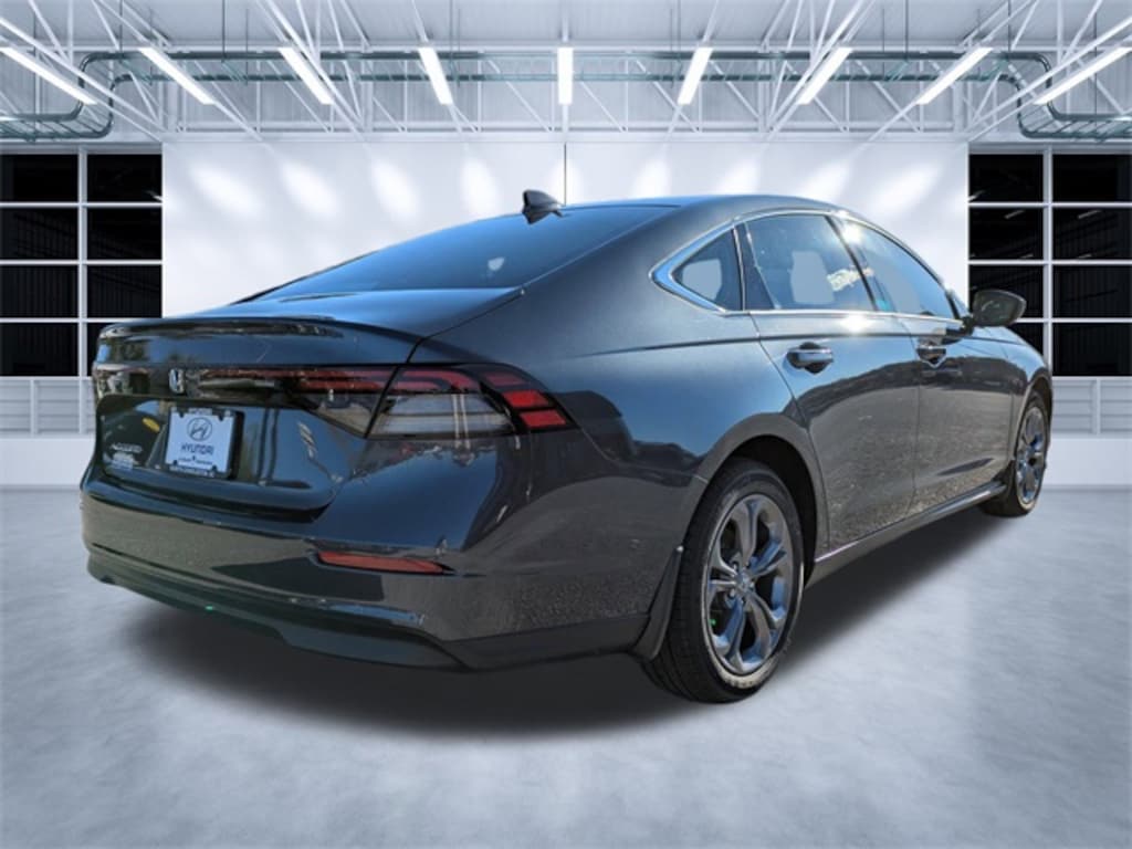 Used 2024 Honda Accord EX Sedan