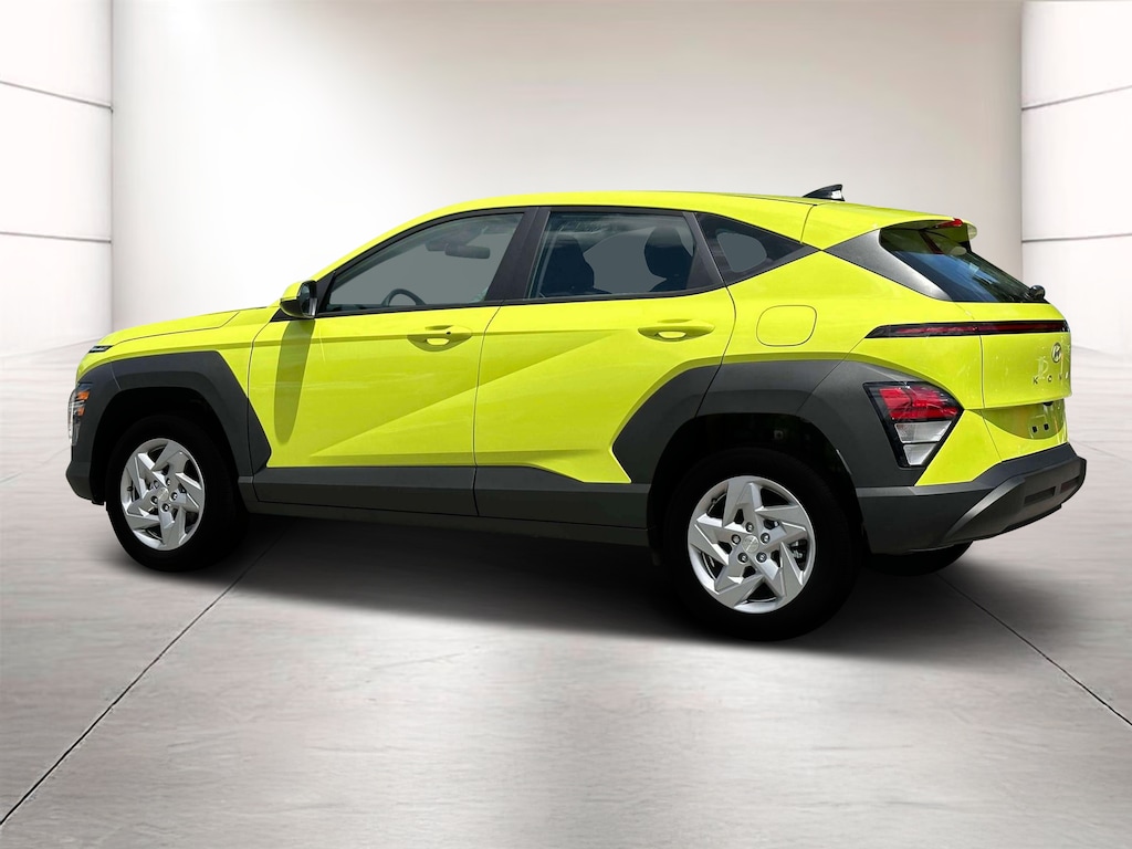 New 2025 Hyundai Kona SE FWD SUV