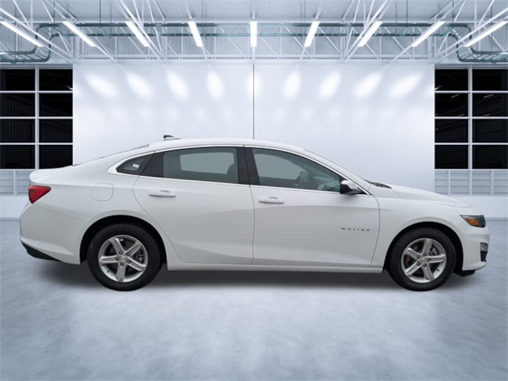 Used 2023 Chevrolet Malibu LS w/1FL Sedan