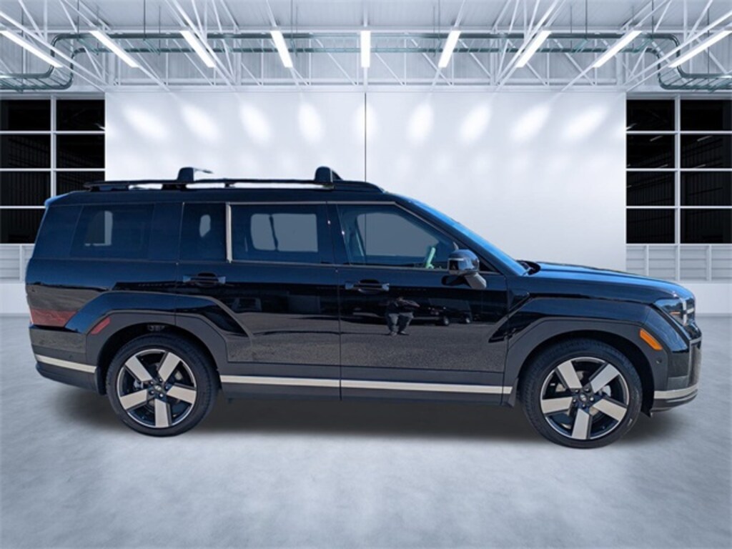 Used 2025 Hyundai Santa Fe Hybrid Limited SUV