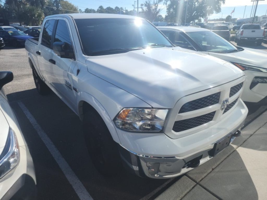 Used 2016 Ram 1500 SLT Truck Crew Cab