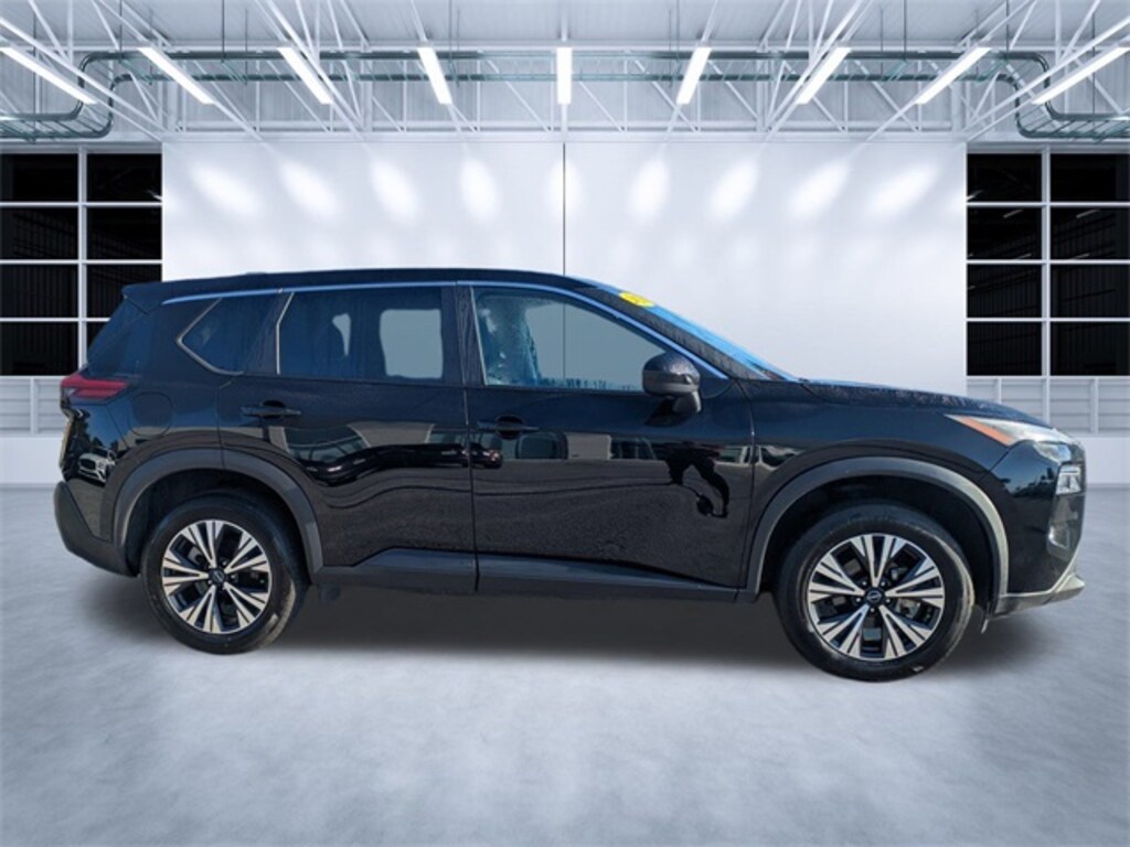 Used 2023 Nissan Rogue SV SUV