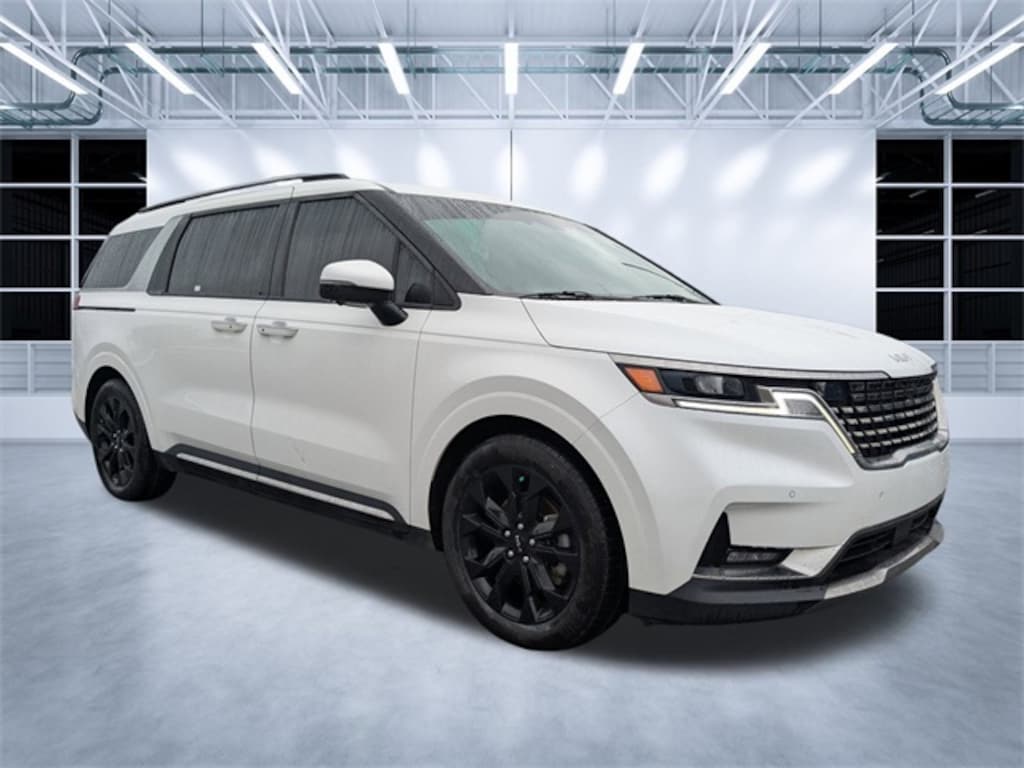 Used 2024 Kia Carnival SX MPV