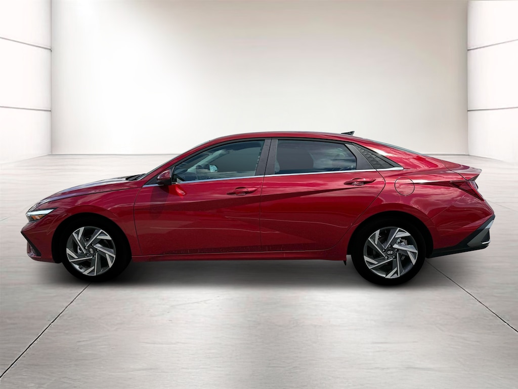 New 2025 Hyundai Elantra SEL Convenience Sedan
