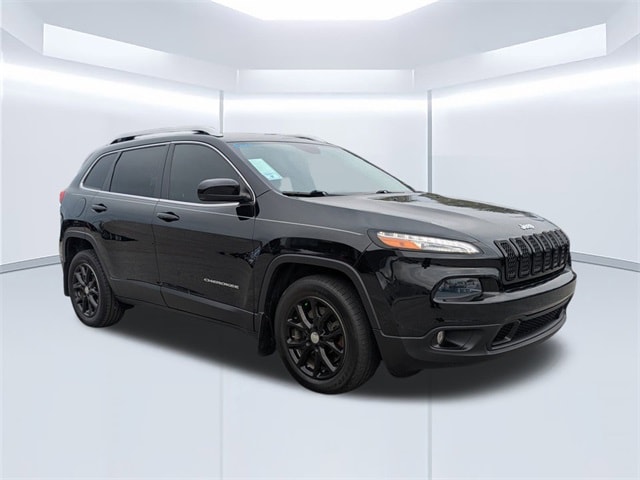 Used 2018 Jeep Cherokee Latitude with VIN 1C4PJLCB4JD510534 for sale in North Charleston, SC