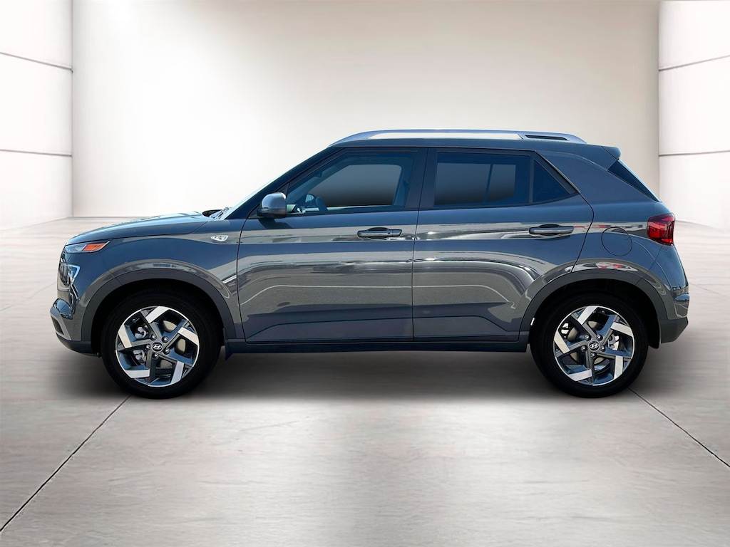 New 2025 Hyundai Venue SEL SUV