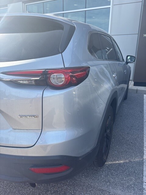 2023 Mazda CX-9 Touring photo 2