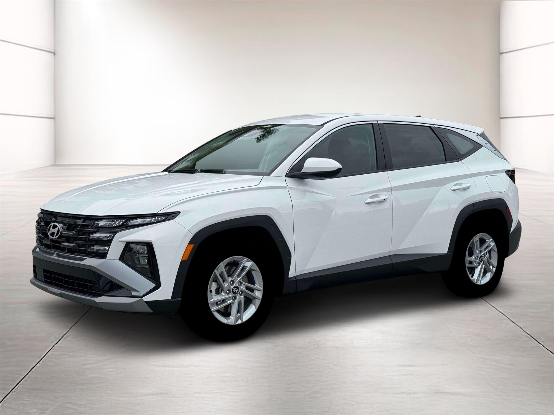 2026 Hyundai Tucson SE photo 2