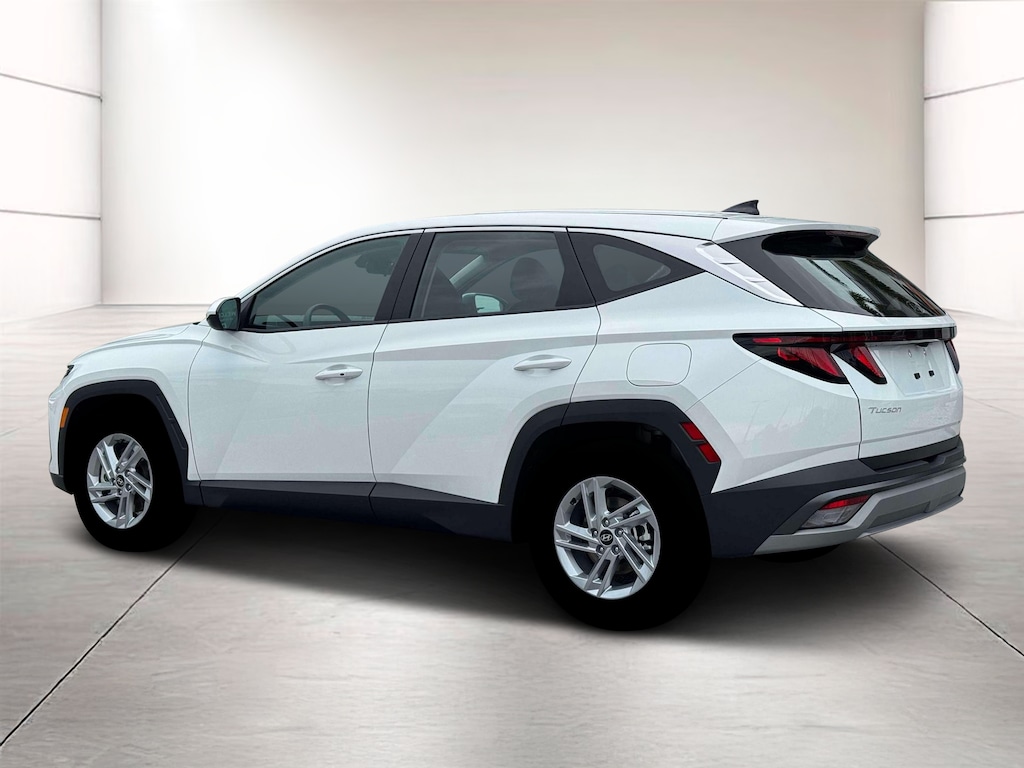 New 2026 Hyundai Tucson SE FWD SUV