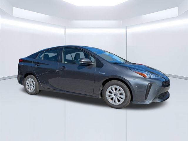 2022 Toyota Prius LE