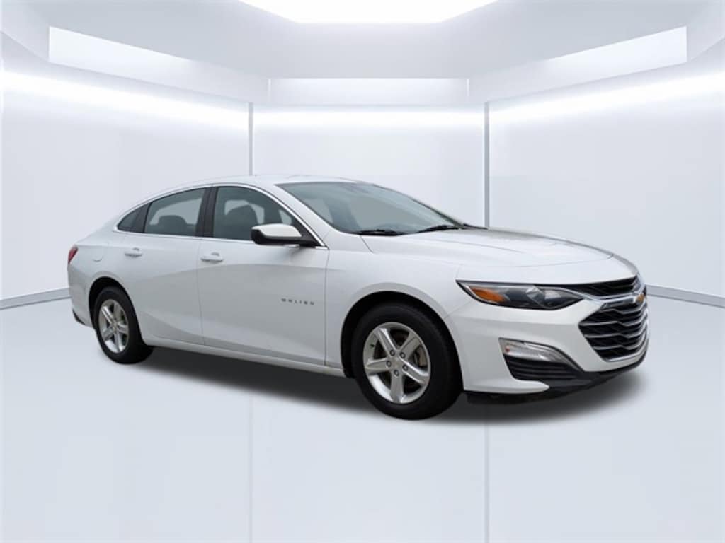 Used 2023 Chevrolet Malibu LS w/1FL Sedan