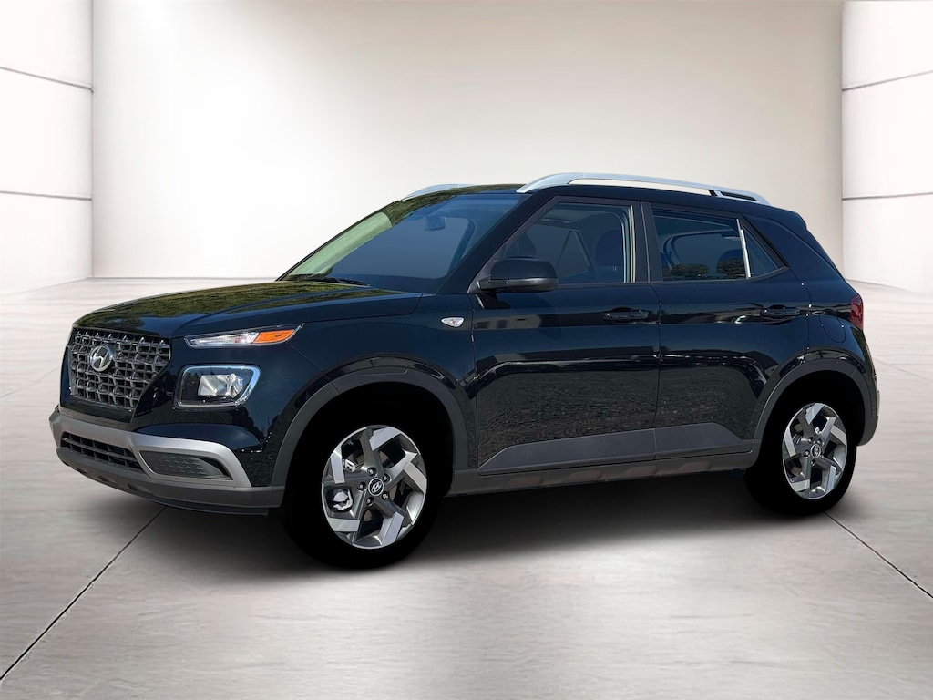 New 2026 Hyundai Venue SEL SUV