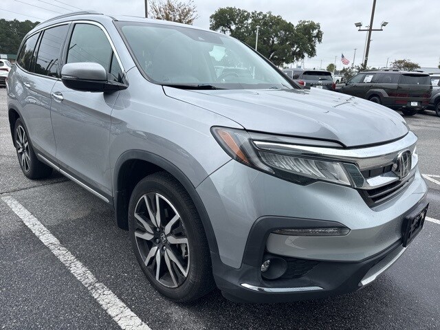 2022 Honda Pilot Touring photo 2