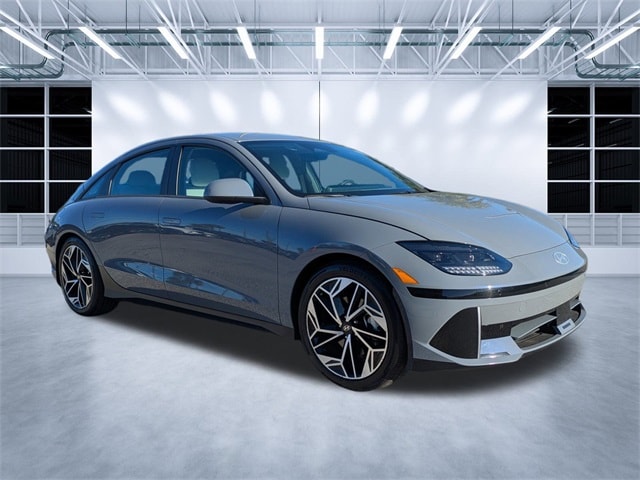 2023 Hyundai IONIQ 6 SEL's photo