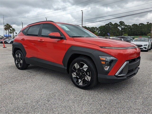 2024 Hyundai Kona SEL photo 2