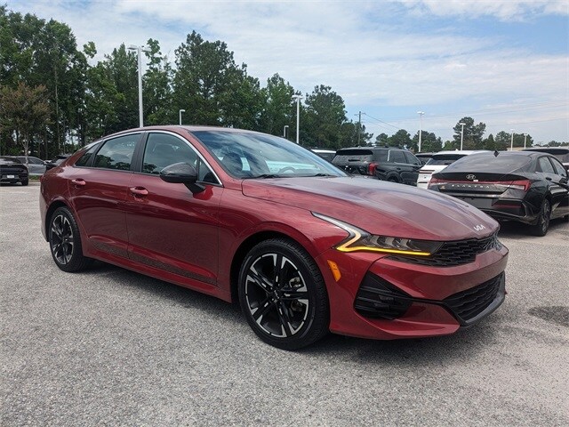 2022 Kia K5 GT-Line photo 2