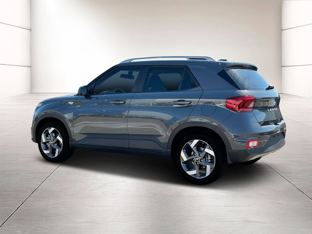 New 2025 Hyundai Venue SEL SUV