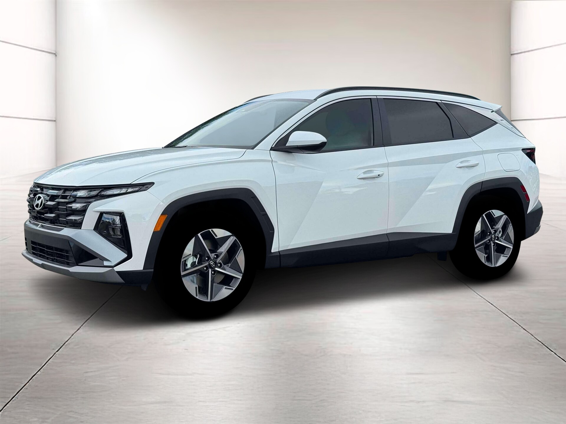 2026 Hyundai Tucson SEL photo 2
