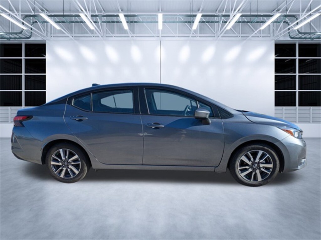 Used 2023 Nissan Versa 1.6 SV Sedan