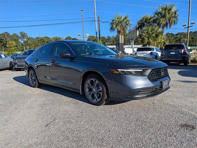 2024 Honda Accord EX's photo